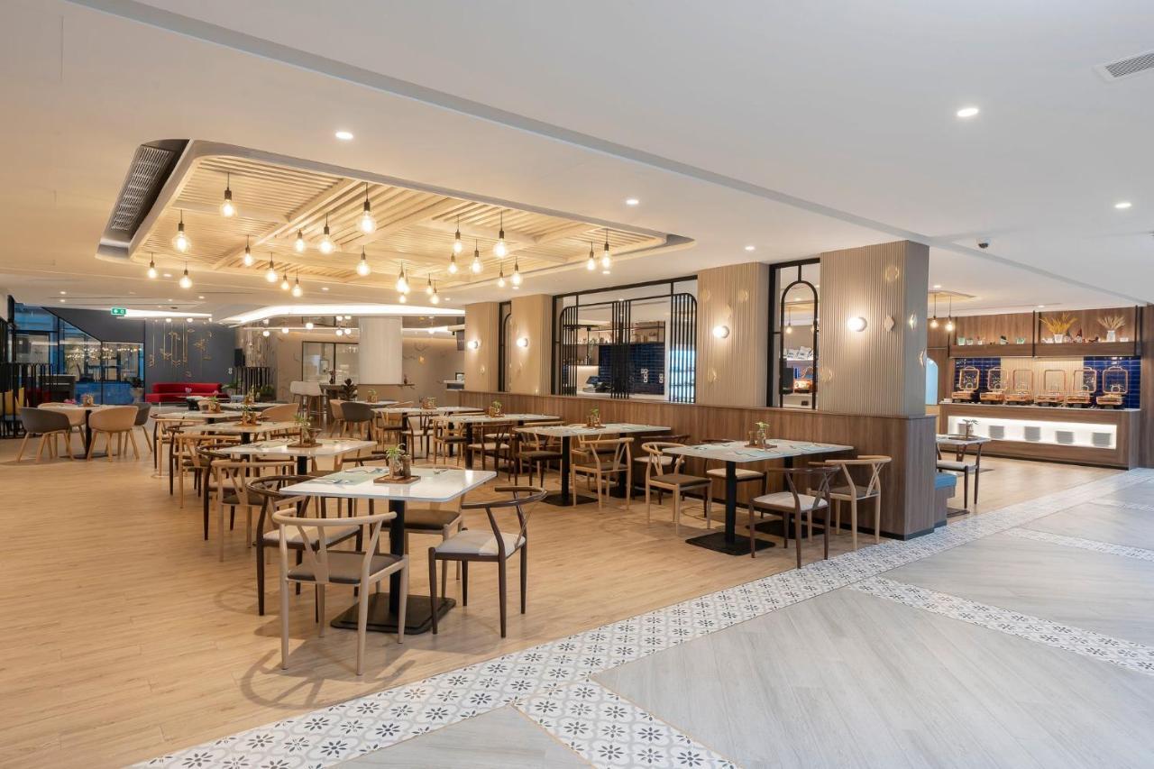 Hotel Centra By Centara Phra Nakhon 4*